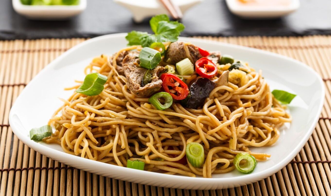 Vegan Beef and Vegetable Lo-Mein Noodles