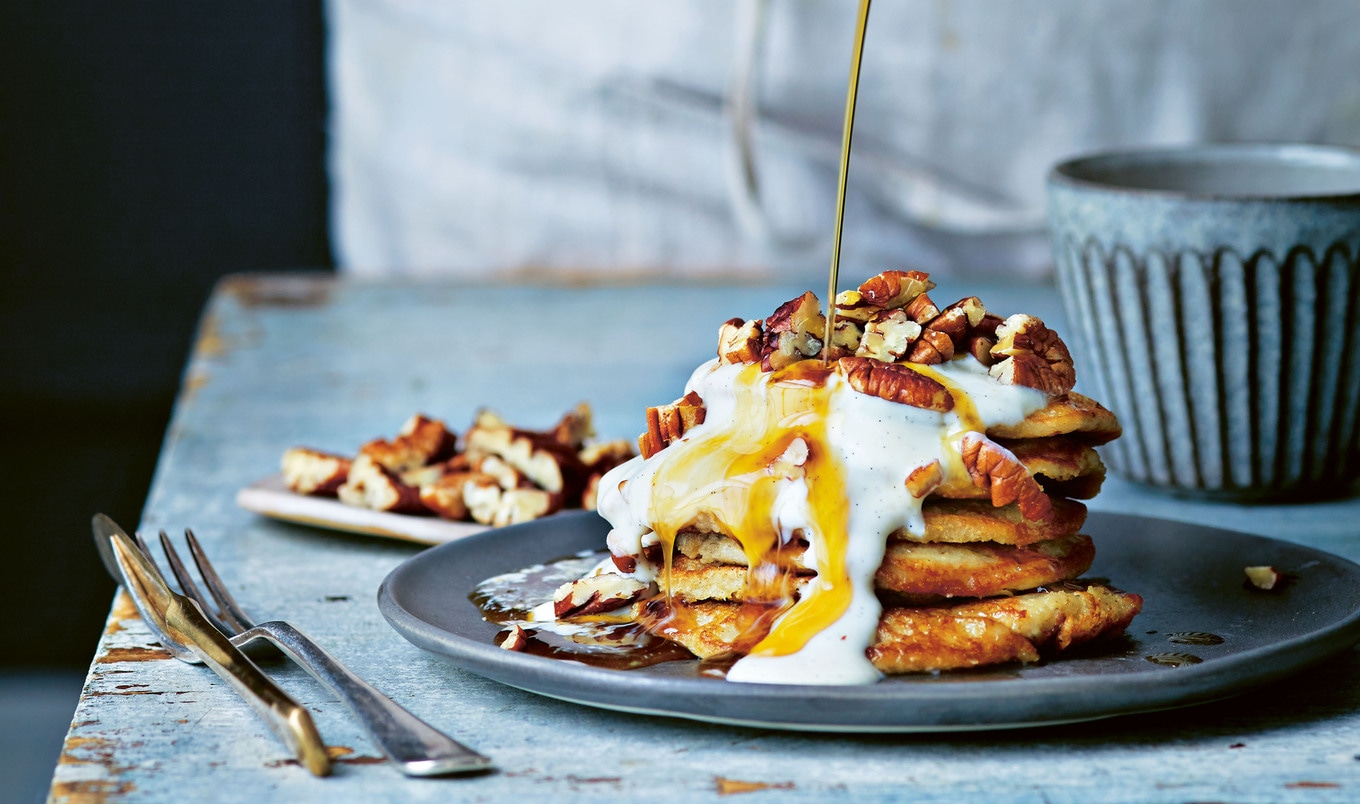 Four-Ingredient Vegan Banana Pancakes