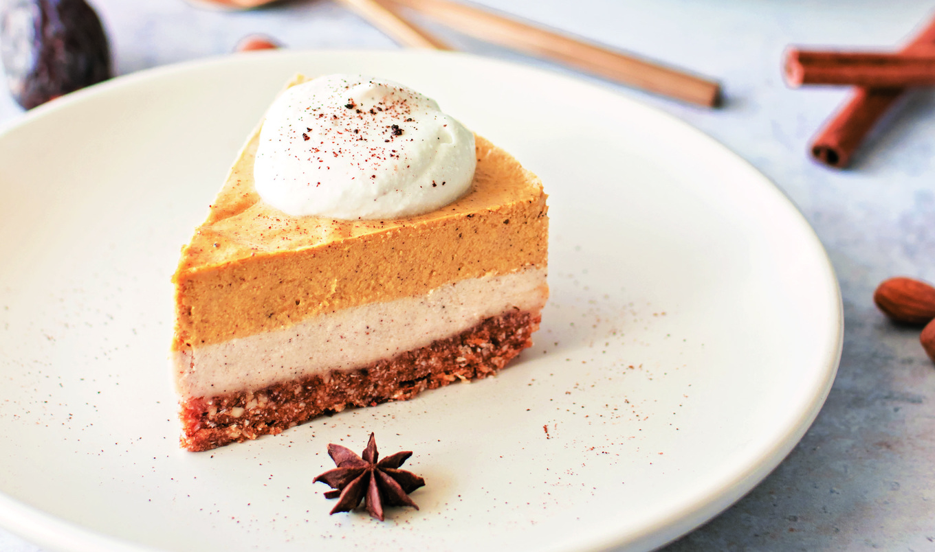 Easy, Vegan 3-Step No-Bake Pumpkin Cheesecake