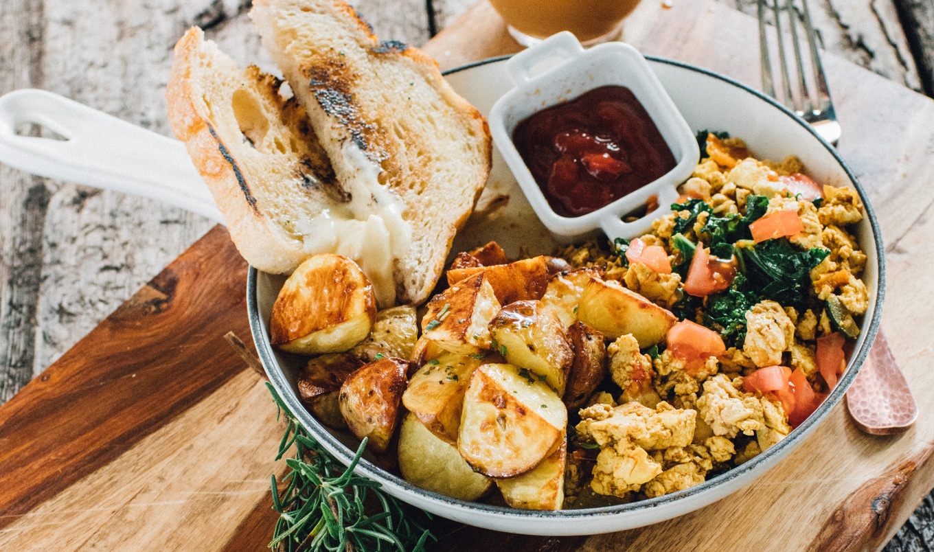 Curry-Spiced Vegan Tofu Scramble&nbsp;