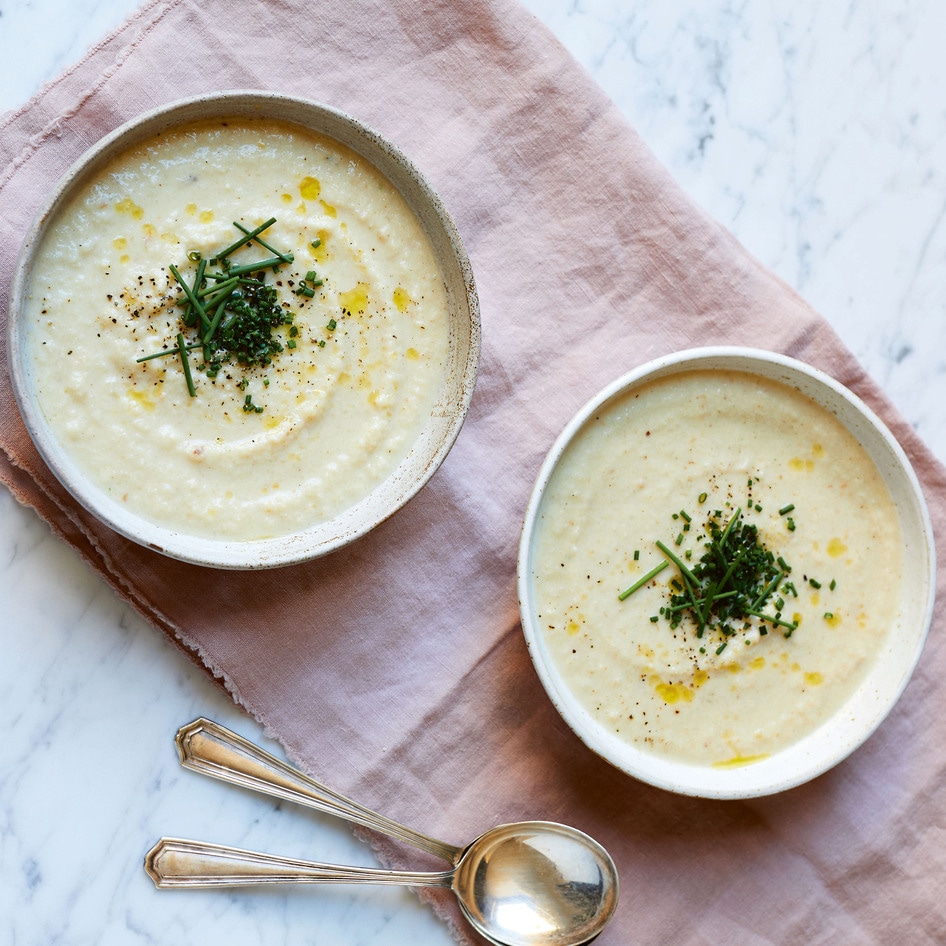 Vegan Cauliflower Cheese Soup&nbsp;