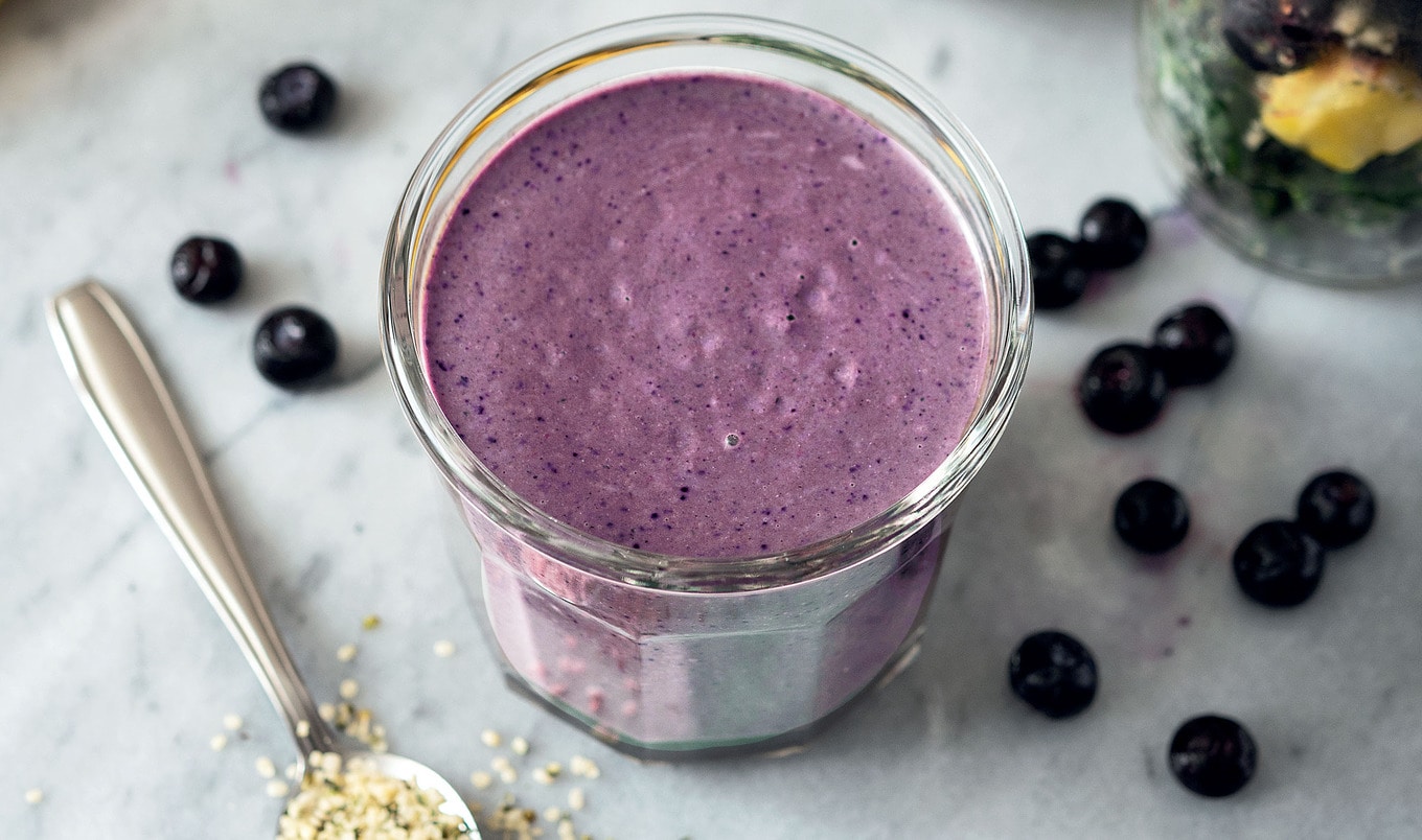 Meal-Prep This Tropical Vegan Blueberry Smoothie