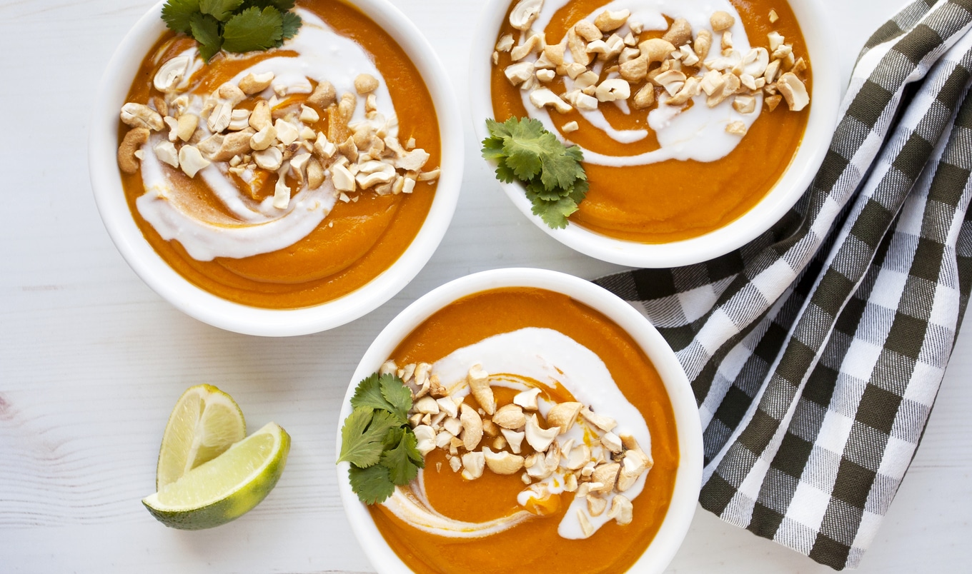 Vegan Carrot Ginger Turmeric Soup