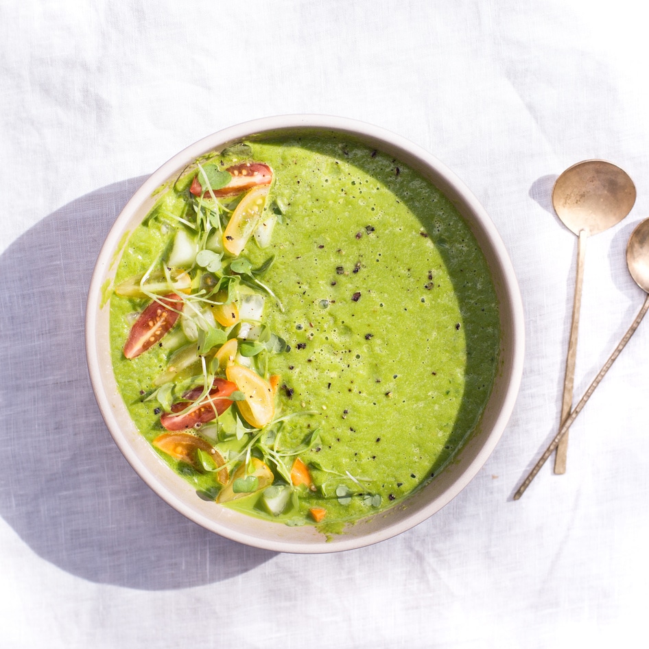 Raw Spicy Vegan Avocado-Jalapeño Soup