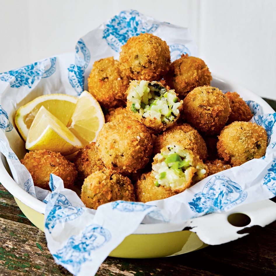 Vegan Italian Arancini (Golden-Fried Risotto Balls)