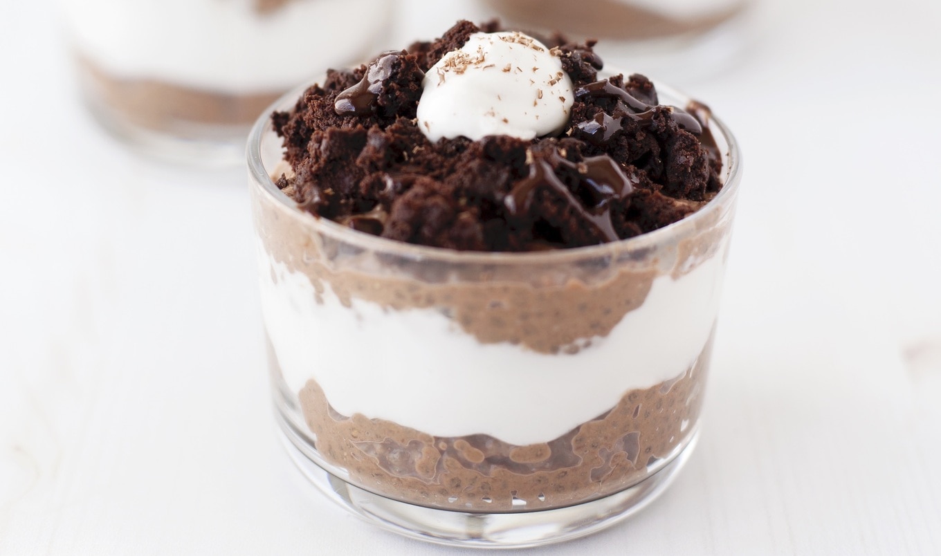 Vegan Brownie Batter Chia Pudding