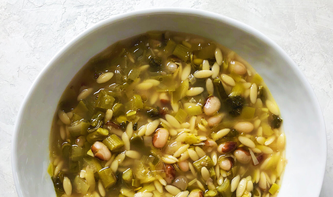 Vegan Asparagus Leek Minestrone Soup