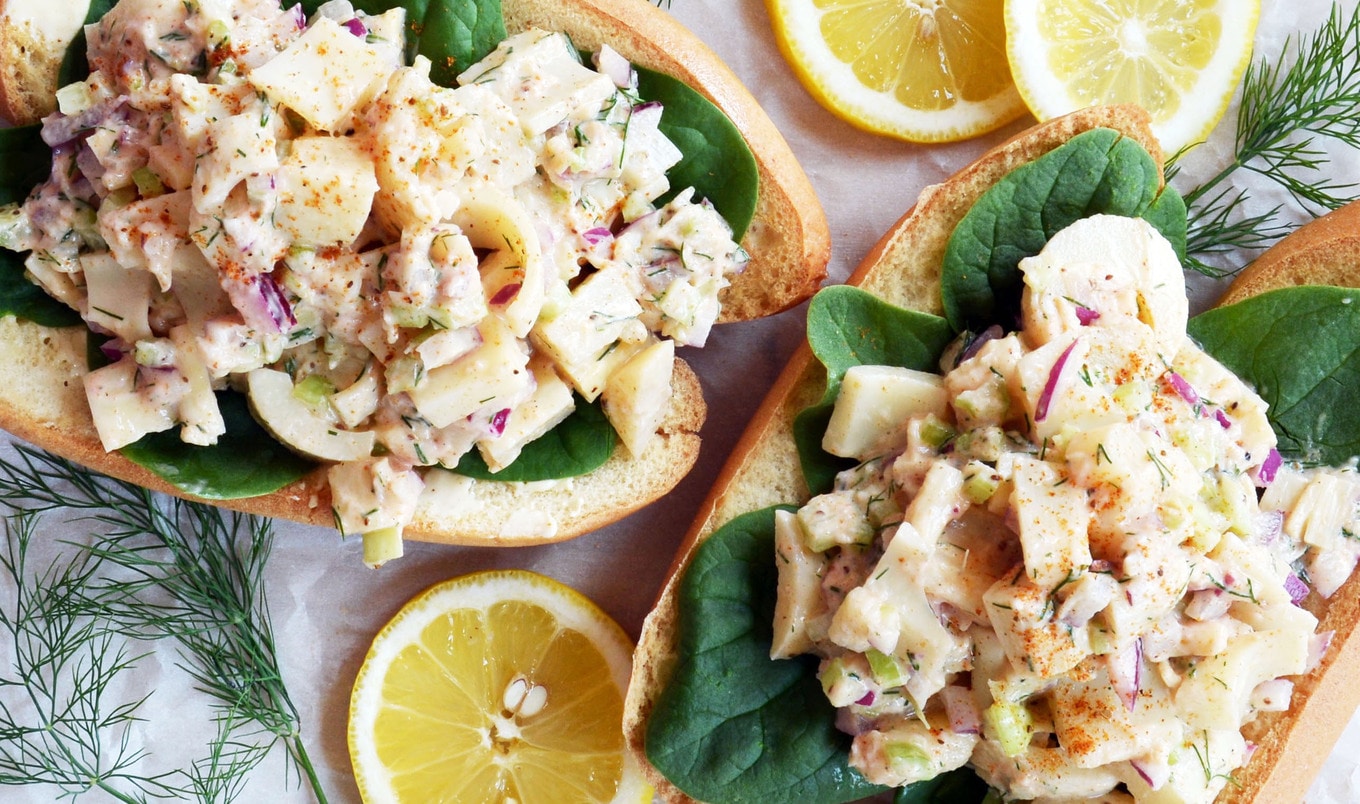 Easy Vegan Lobster Rolls With Hearts of Palm