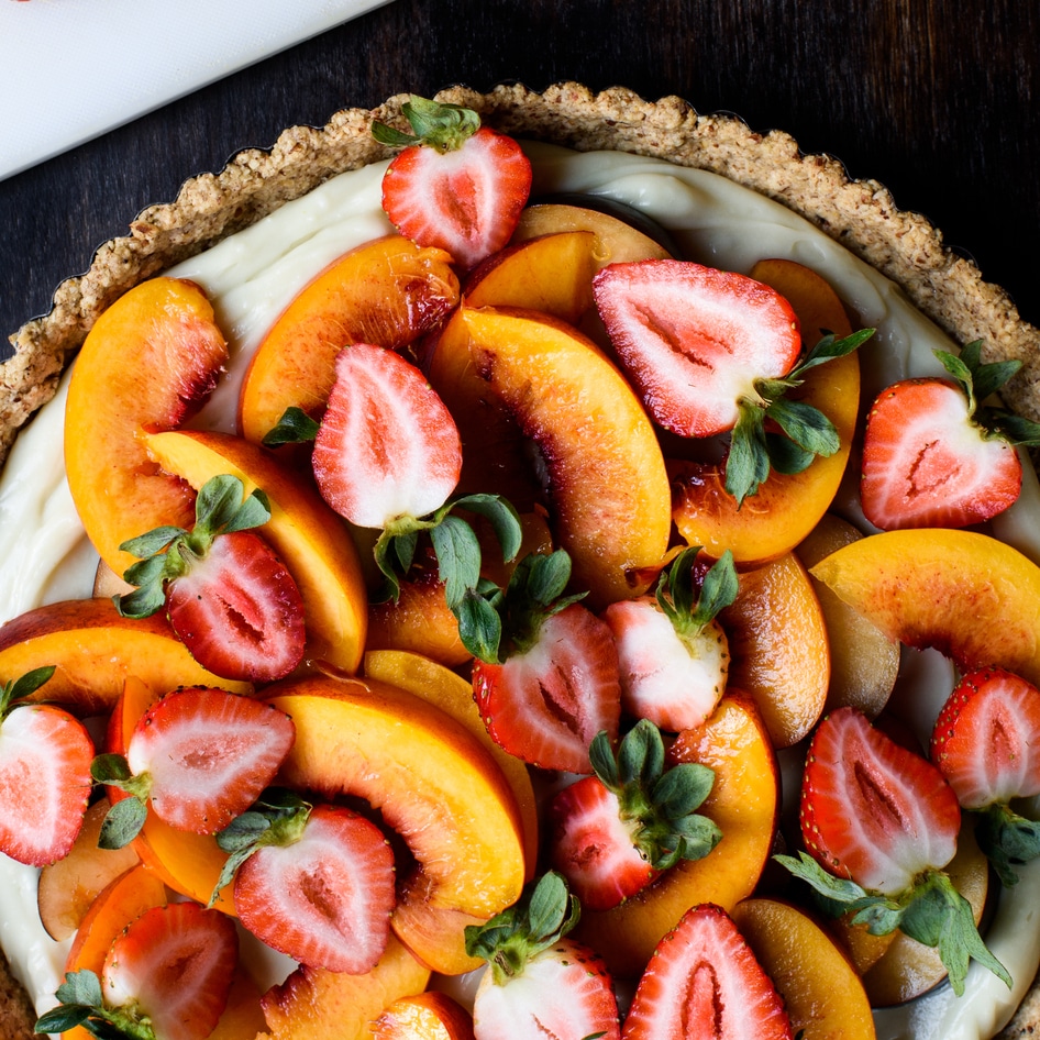 Summer Fruit Tart With Vanilla Custard and Pecan-Oat Crust