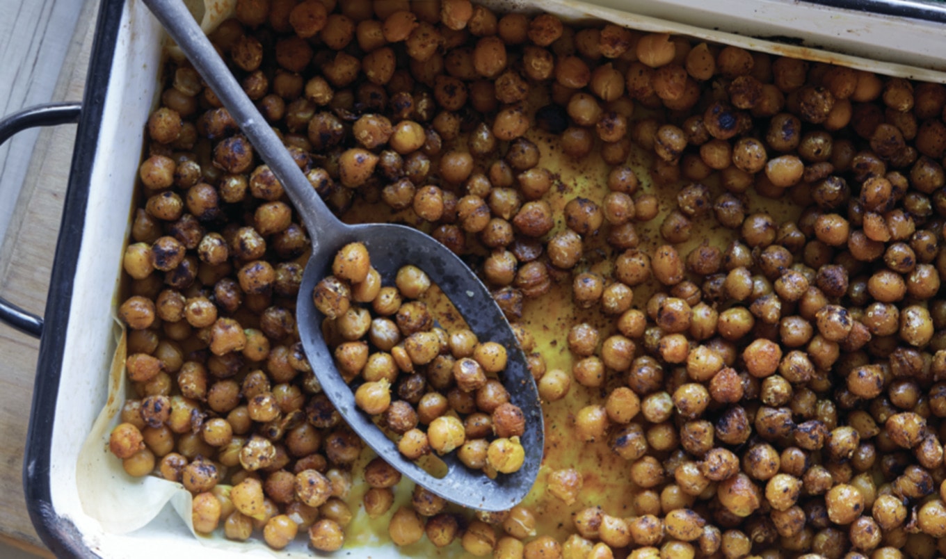 Vegan Crunchy Flamin’ Chickpeas