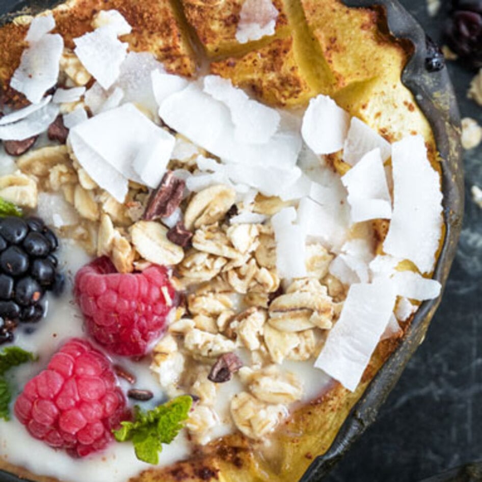 Vegan Maple-Roasted Acorn Squash Breakfast Bowls