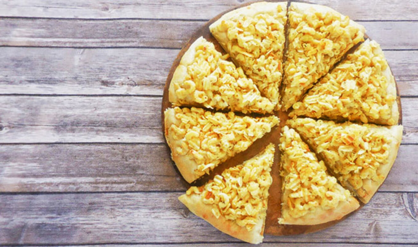 Vegan Mac & Cheese Pizza with Potato Chip Topping