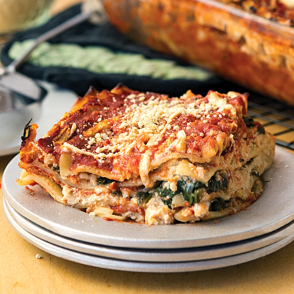 Cheesy Vegan Spinach Lasagna With Parmesan, Ricotta, and Mozzarella&nbsp;