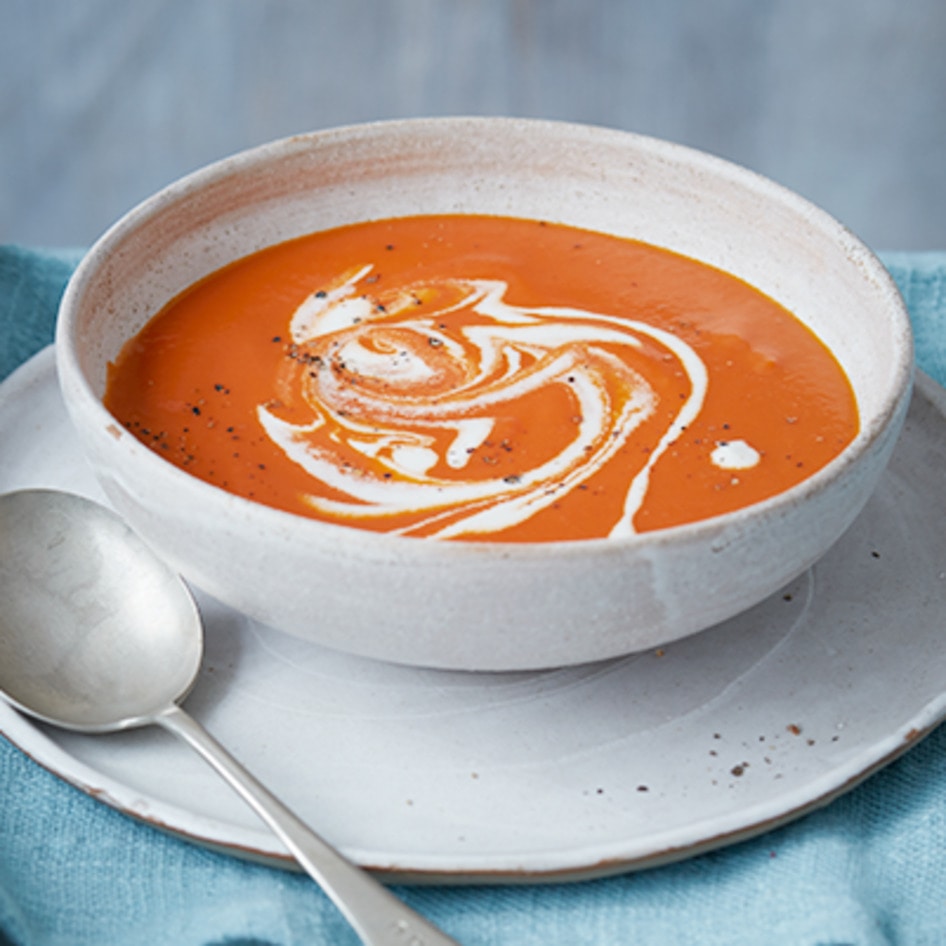 Easy Roasted Tomato Soup With Cashew Cream