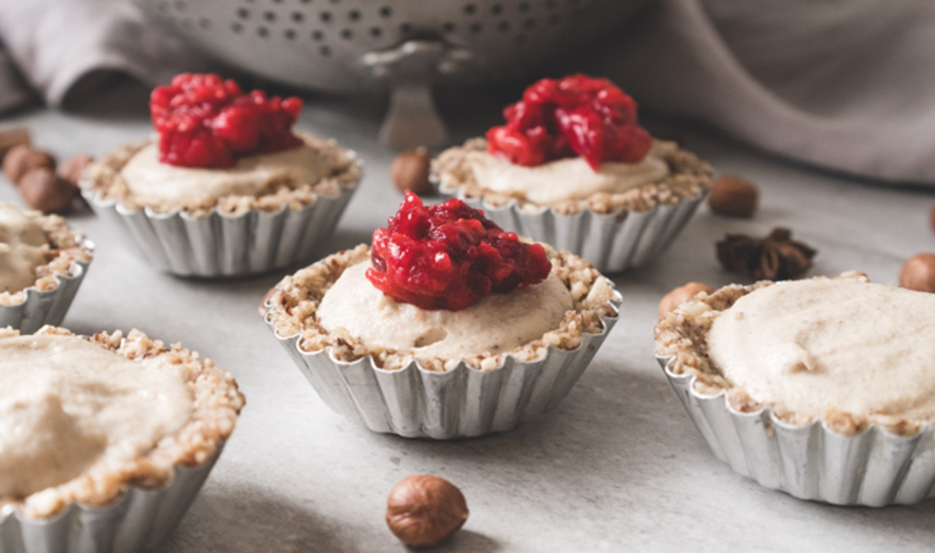 Vegan Vanilla Tarts With Cranberry Compote