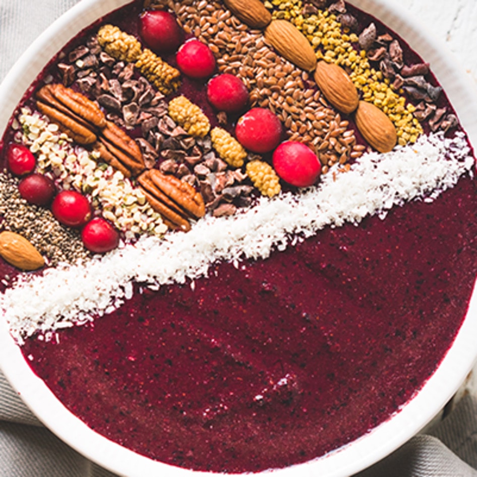 Blueberry Beet Smoothie Bowl