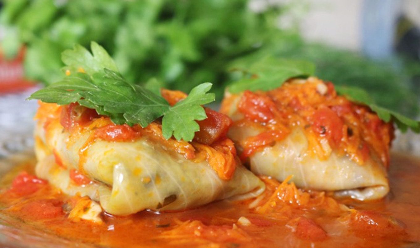 Smothered Vegan Cabbage Rolls