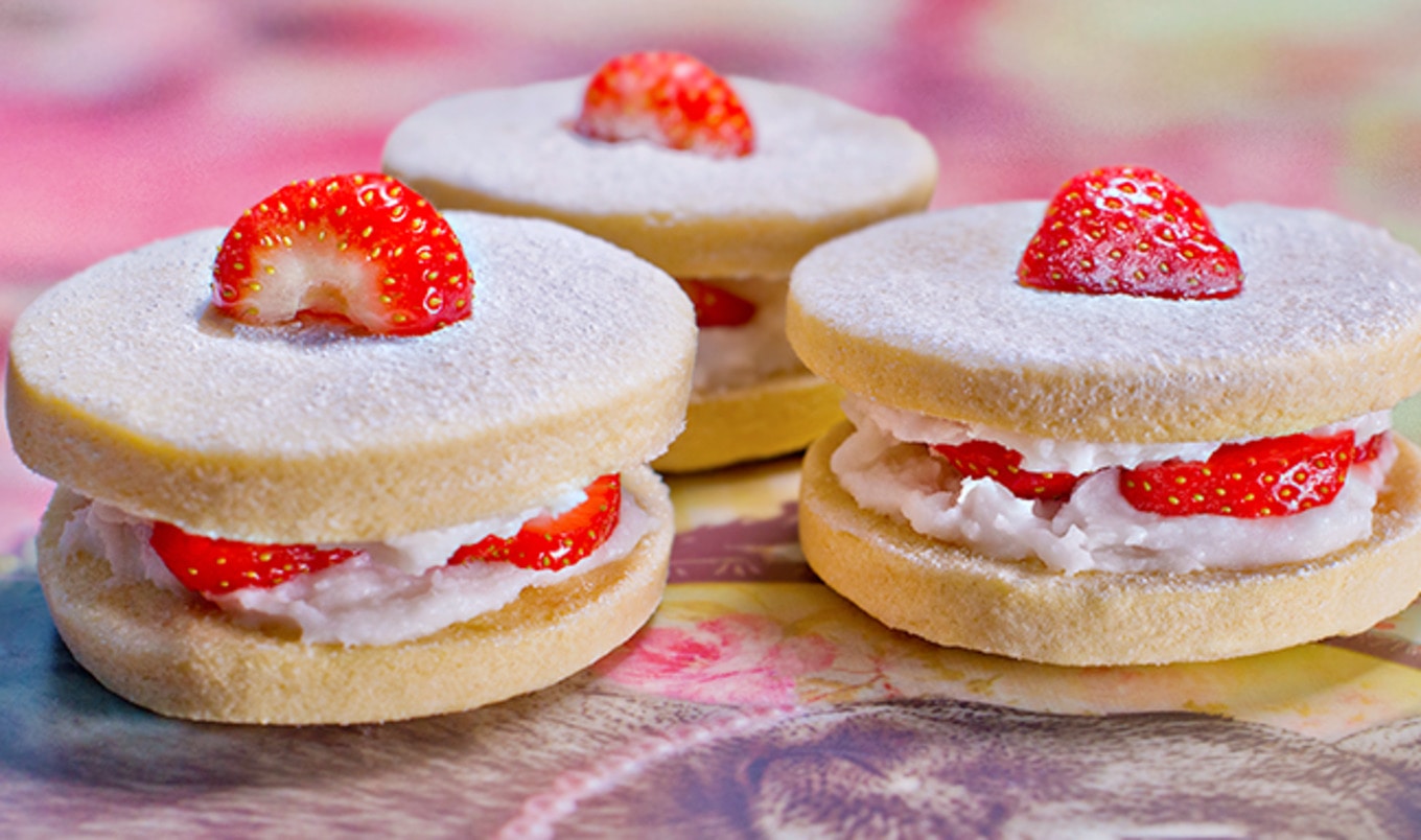 Vegan Strawberry Shortcake With Coconut Whipped Creme