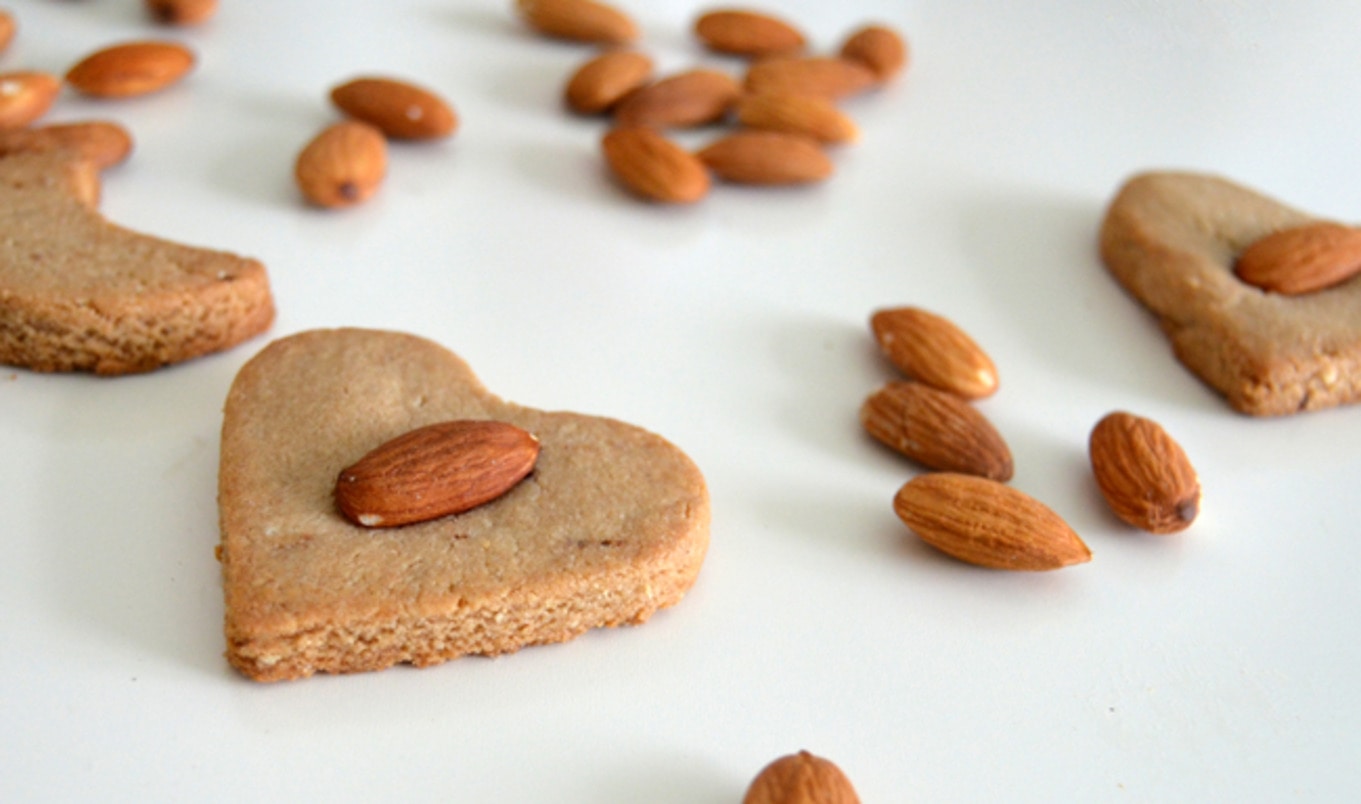 Easy Vegan Nordic Almond Cookies