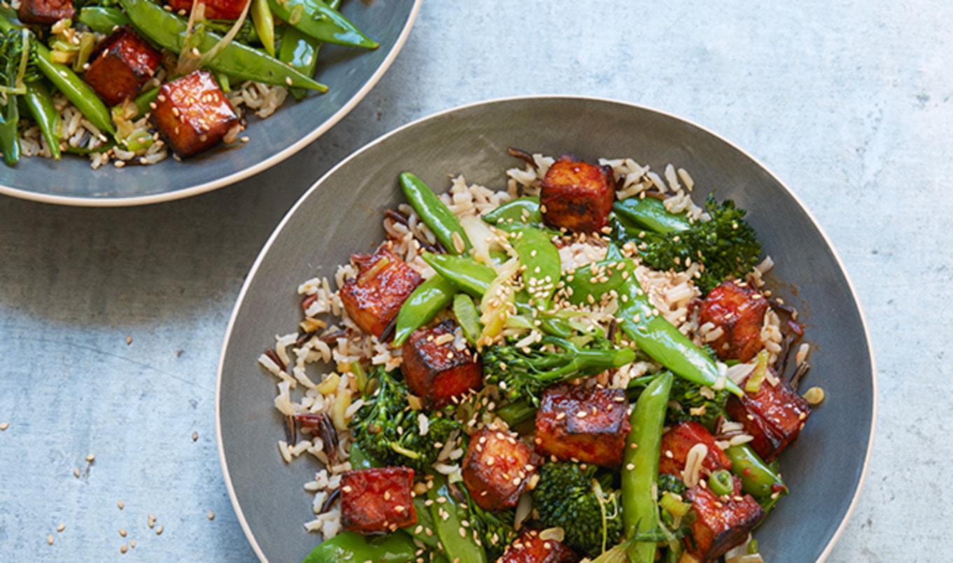 Simple Stir-Fry Bowl With Broccoli, Snow Peas, and Tofu