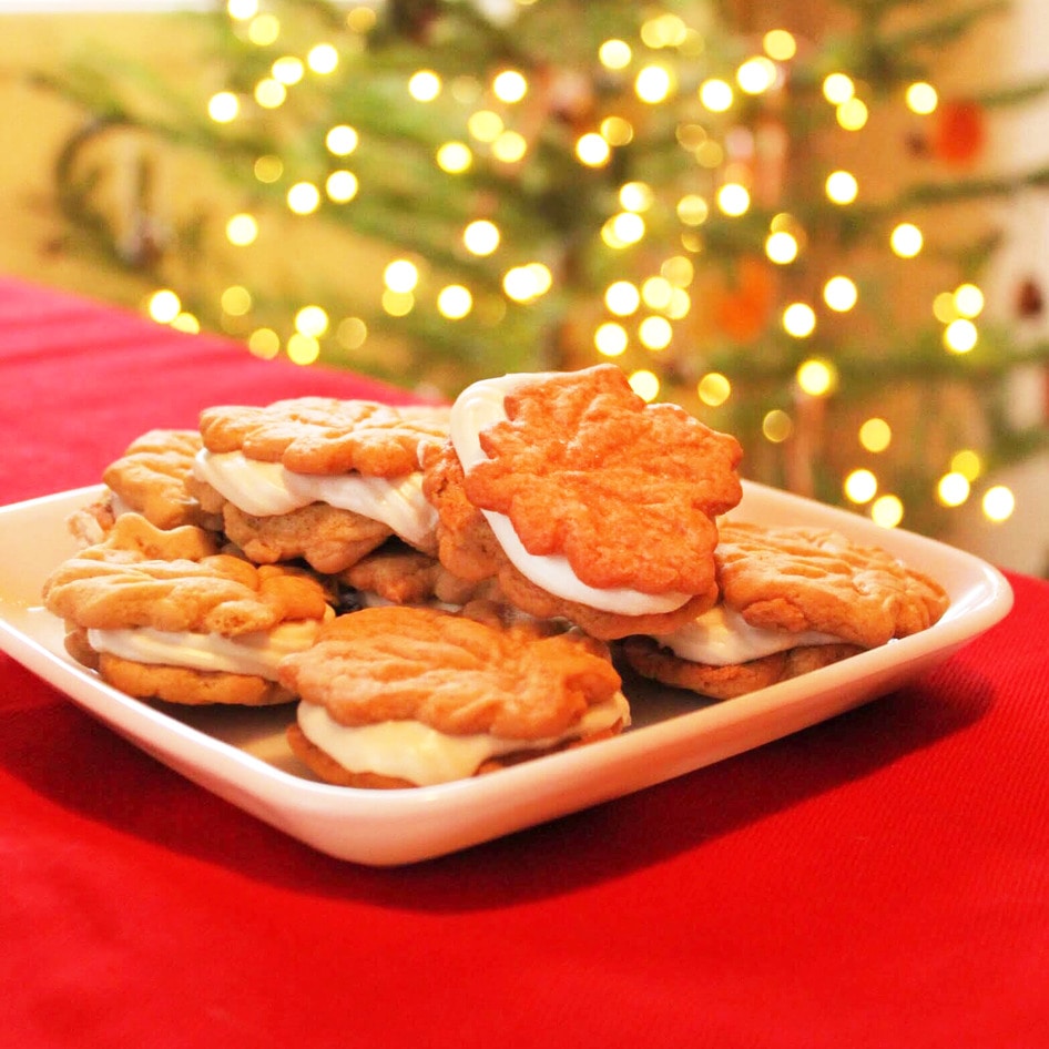 Vegan Maple Sandwich Cookies With Maple Cream Cheese Filling