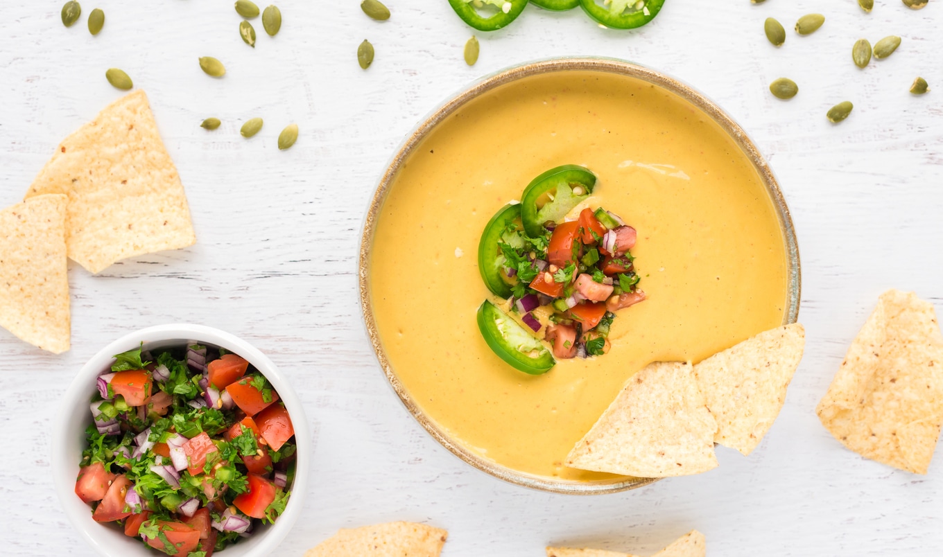 Easy Vegan Fakeout Queso