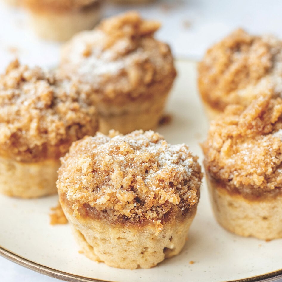 Buttery Vegan Cinnamon Streusel Muffins