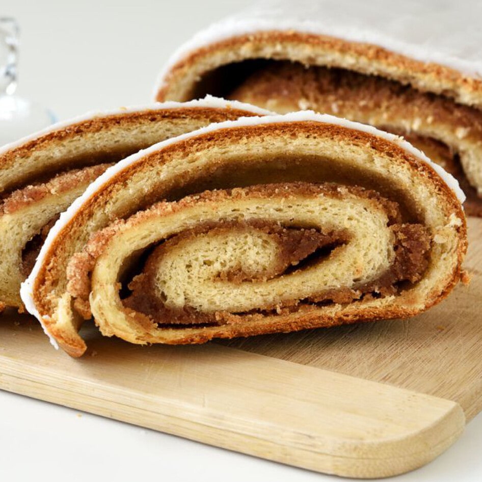 Vegan Nutty Cinnamon Pumpkin Iced Strudel