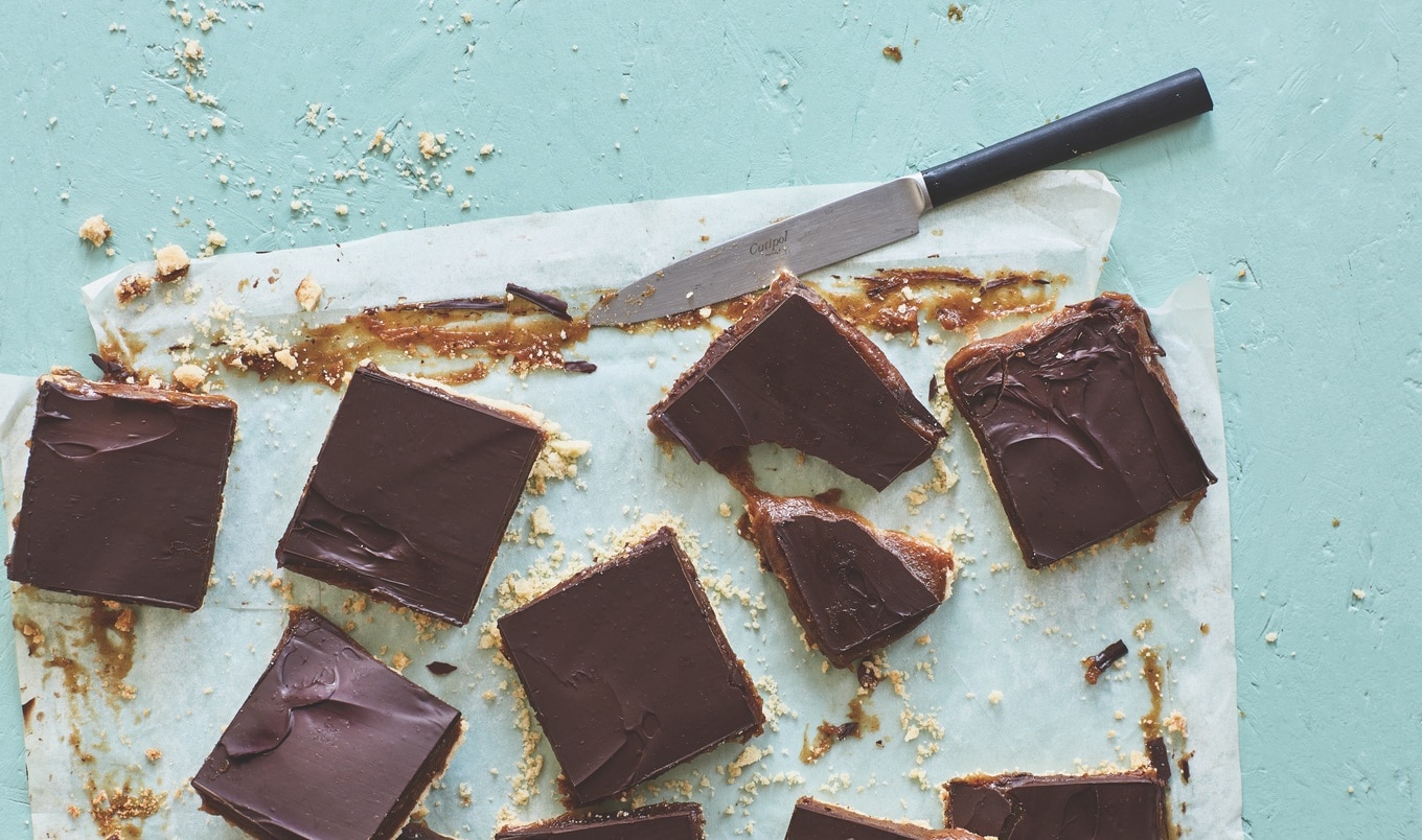 Vegan Cookie Butter Caramel Millionaire Shortbread Bars