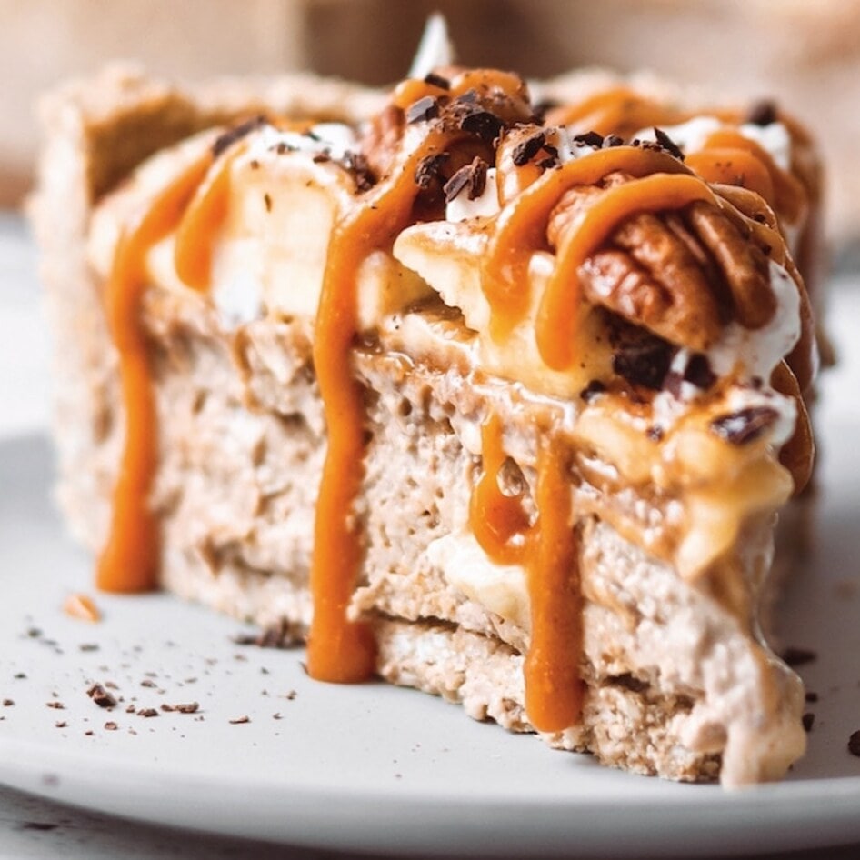 Vegan and Gluten-Free Caramelly Banoffee Pie