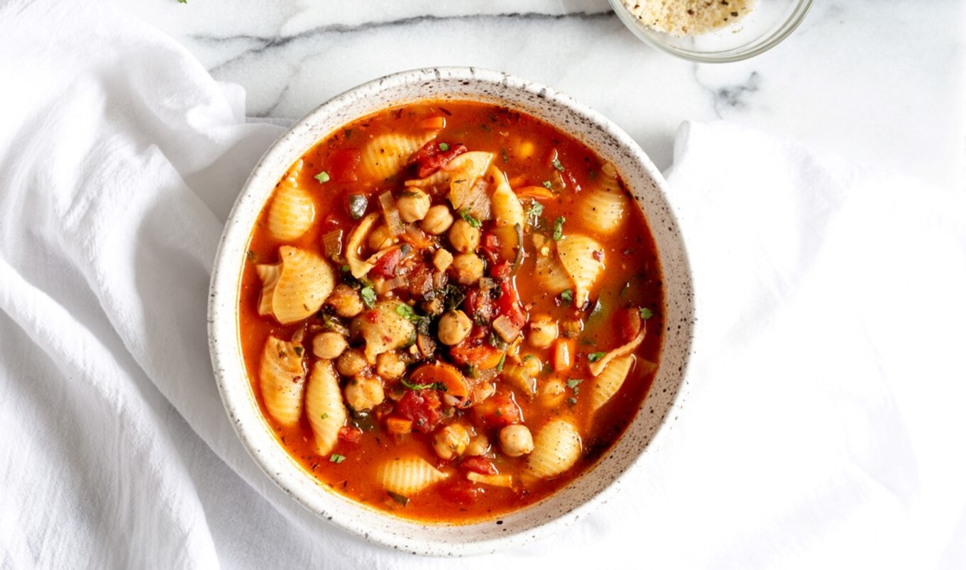 Easy Vegan Instant Pot Minestrone Soup