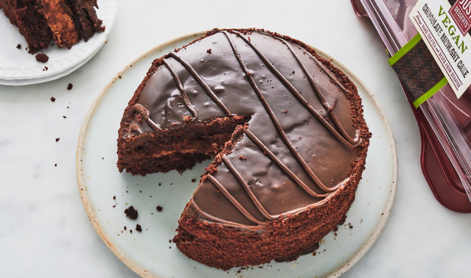 7 Mouthwatering Vegan Cakes You Can Buy at the Grocery Store