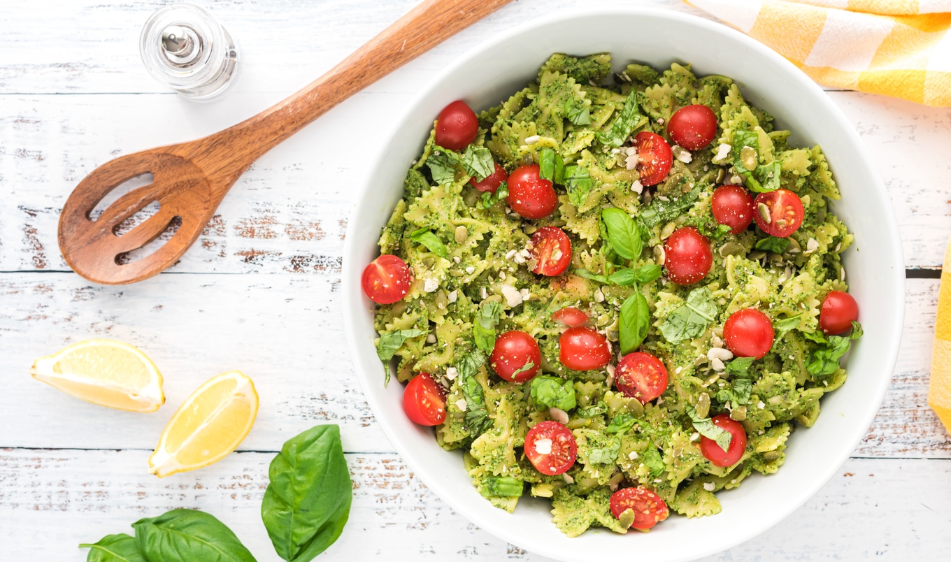 Lemony Pumpkin Seed Pesto Pasta