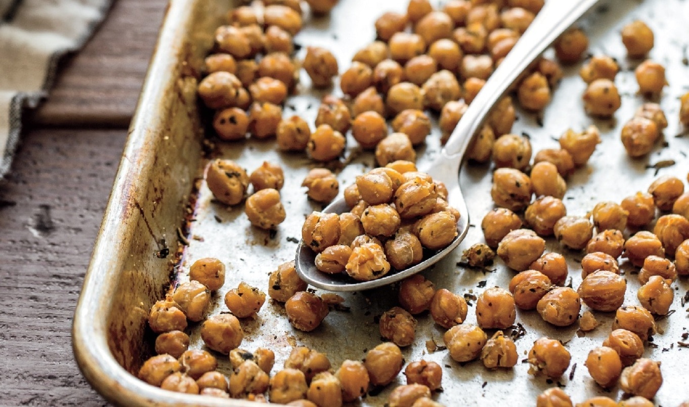 Crispy Roasted Chickpeas With Herbes de Provence