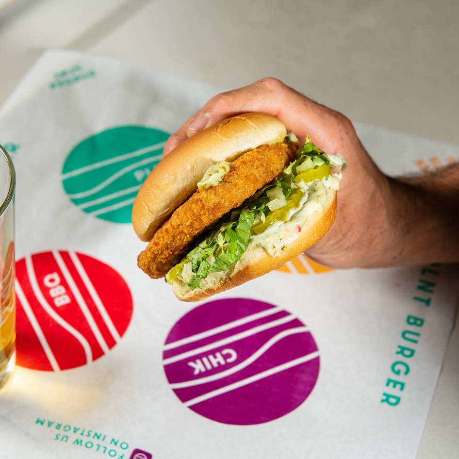 From San Diego to New York, 8 Vegan Fish Sandwiches Stealing the Spotlight