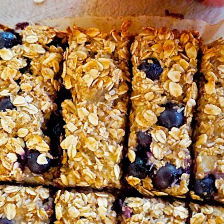 Easy Vegan Blueberry-Coconut Oat Bars