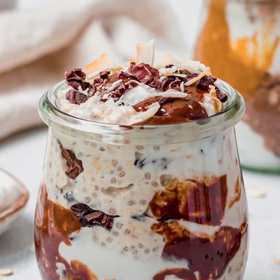 Easy Vegan Mocha Caramel Overnight Oats