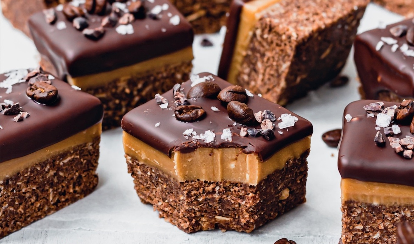 Vegan No-Bake Chocolate Espresso Caramel Bars