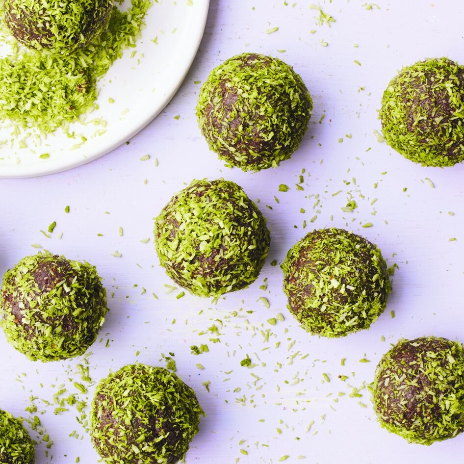 Vegan Matcha Chocolate Coconut Balls