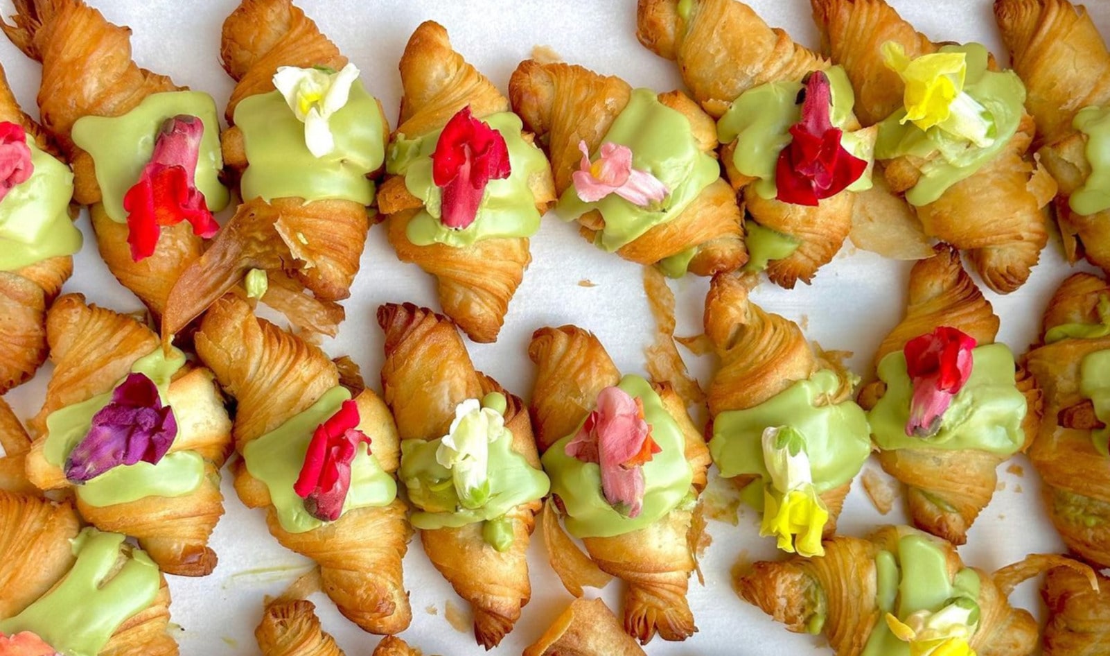 Flaky, Buttery, and Delicious Vegan Croissants: Where to Buy the Best