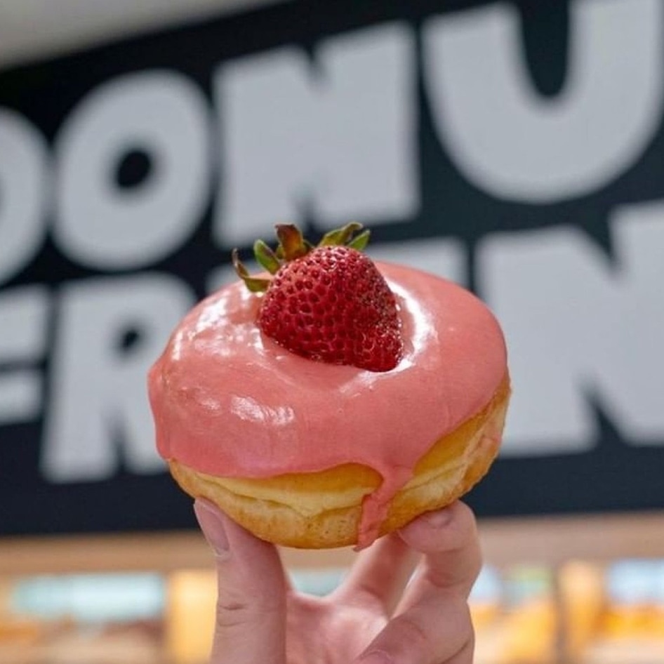 Vegan Bakery Shops Near Me: 26 Spots to Grab Tasty Doughnuts, Pastries, and More