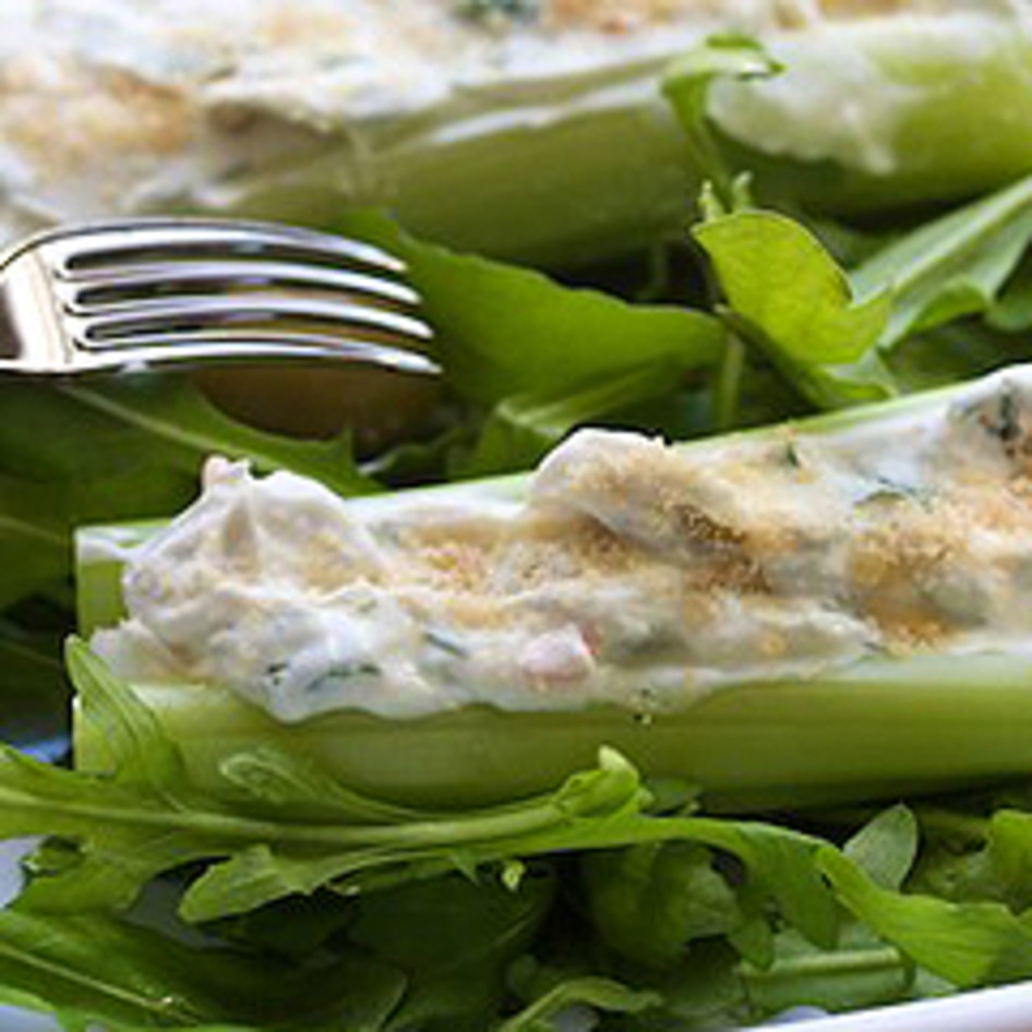 Stuffed Celery Bites With Creamy Cheese Filling