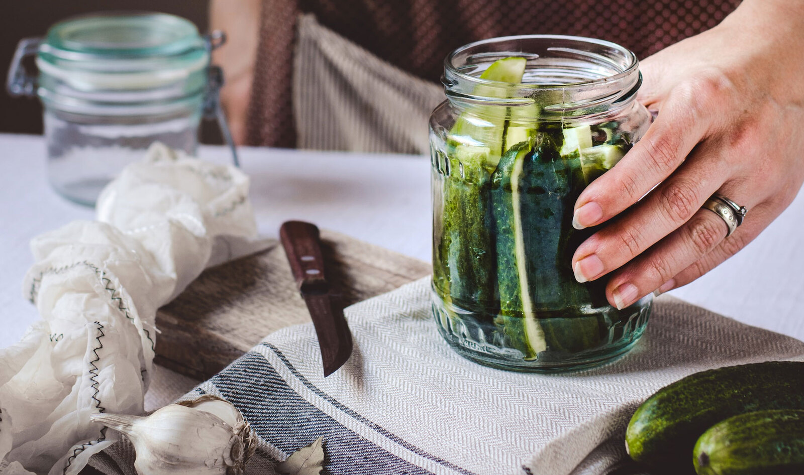 Are Pickles Healthy? Plus, the Best Brands and Vegan Recipes