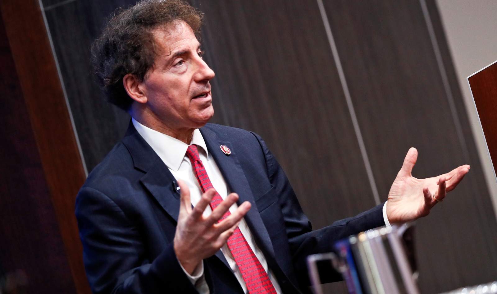 Jamie Raskin and 31 Other Congress Members Push for Meatless Meals at All Federal Facilities