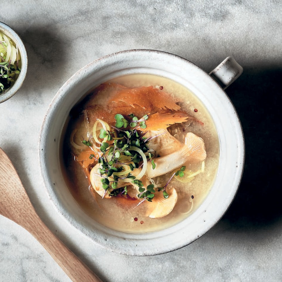 Vegan Miso Soup With King Oyster Mushrooms, Quinoa, and Seaweed