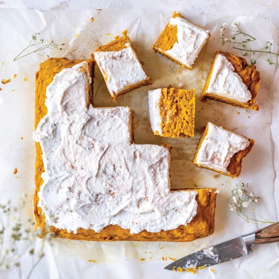 Vegan Chai Pumpkin Cake With Cream Cheese Frosting