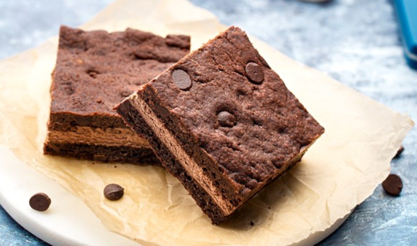 Vegan Double Dark Chocolate Fudgewiches With Ice Cream Filling