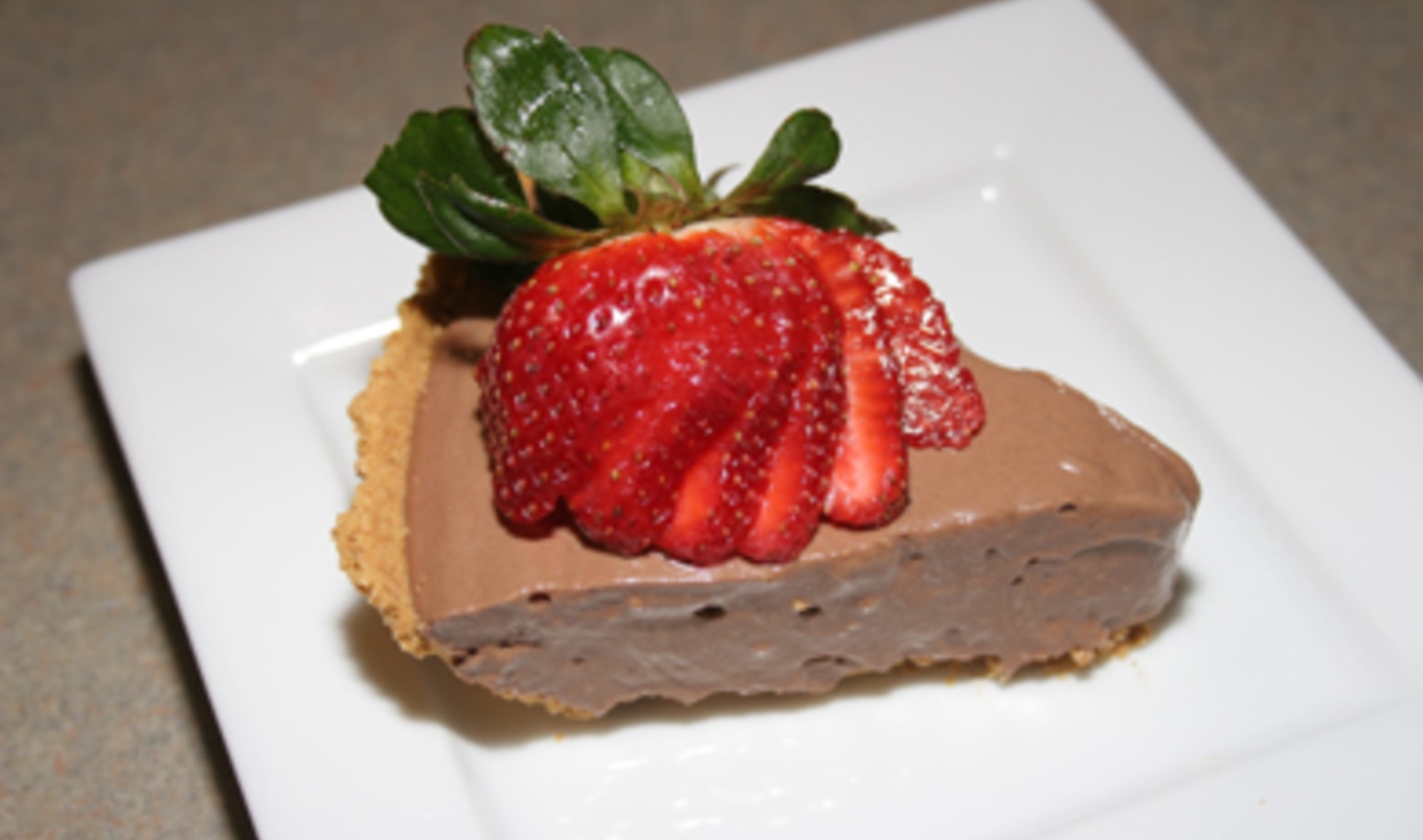 Vegan Chocolate Mousse Pie