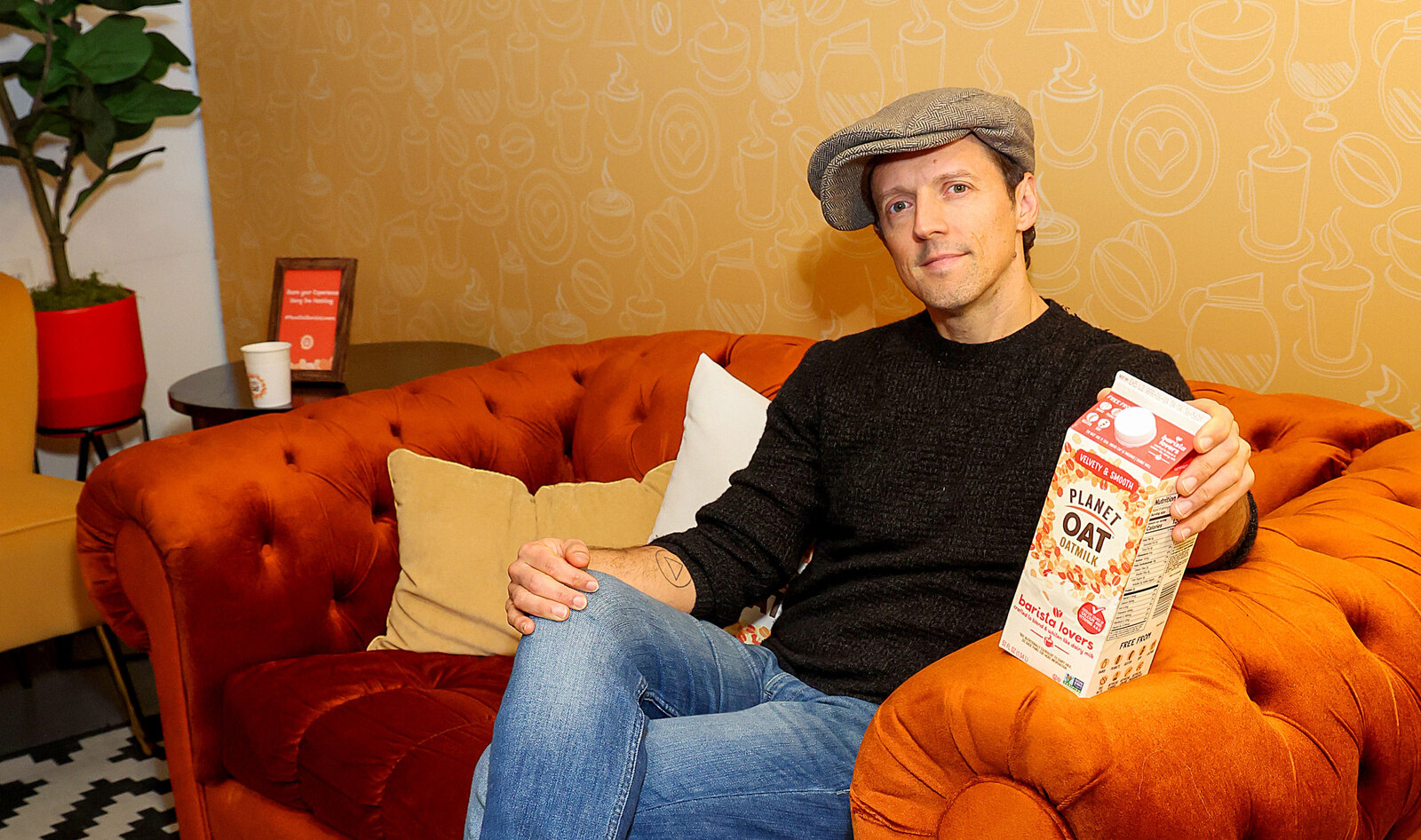 Jason Mraz Gets Back to His Coffee Shop Roots, This Time With a Little Help From Oat Milk