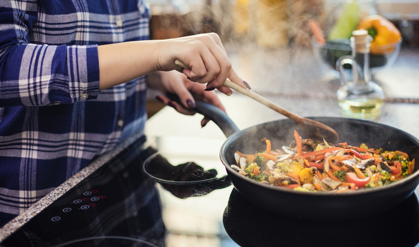 Can Cooking With Cast Iron Really Increase Your Iron Levels?